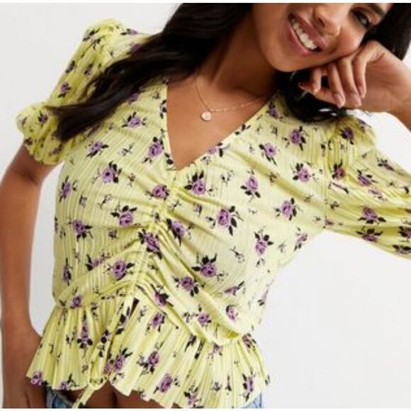 New Look Delicate Pale Yellow Ruched Tie Front Crop Top US Size 12 - Picture 3 of 7